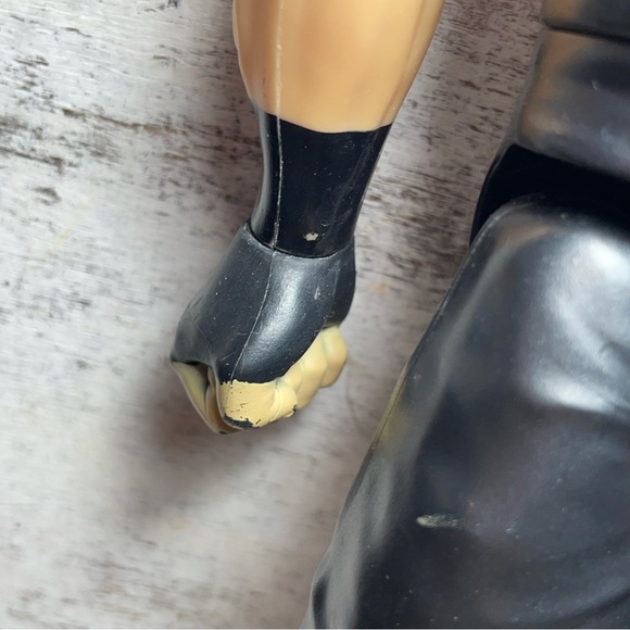 Mattel WWE Action Figures Kevin Owens 12" - Picture 8 of 16